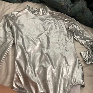Long sleeve onepiece very sparkly, excellent for a costume